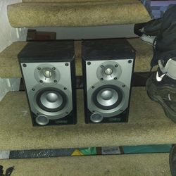 Pair of Infinity Surround Sound Speakers