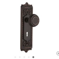 Nostalgic Warehouse Vintage Mission Solid Brass Passage Door Knob Set with Victorian Egg and Dart Plate, Keyhole and 2-3/8" Backset K1

Model 700410

