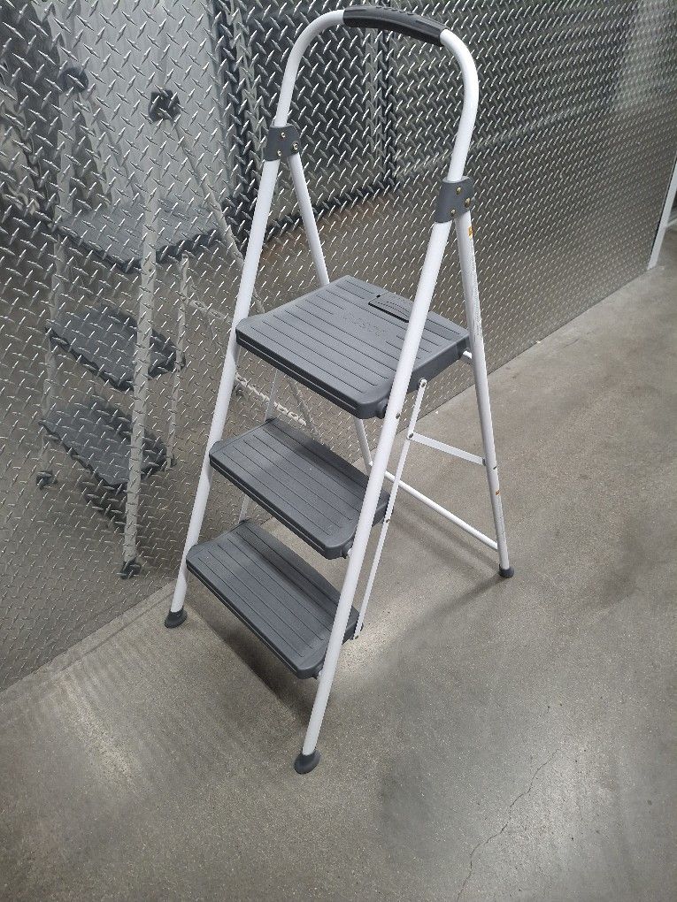 Step Ladder