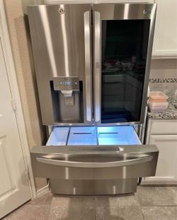 LG Smart Refrigerator InstaView French Doors with Dual Ice Maker