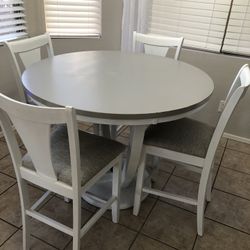 Dining Table And Chairs 