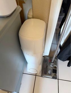 Diaper genie