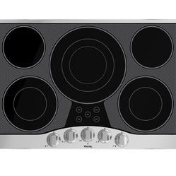 🔥 NEW Viking - 29.9" Electric Cooktop - Black/stainless steel RVEC3305BSB