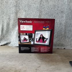 View sonic 15 inch digital photo frame model number VFM 1536–11 View sonic 15 inch digital photo frame model number VFM 1536–11