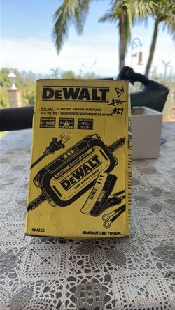 Battery charger/maintainer