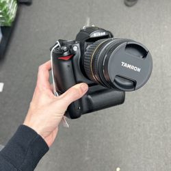 Nikon D5000