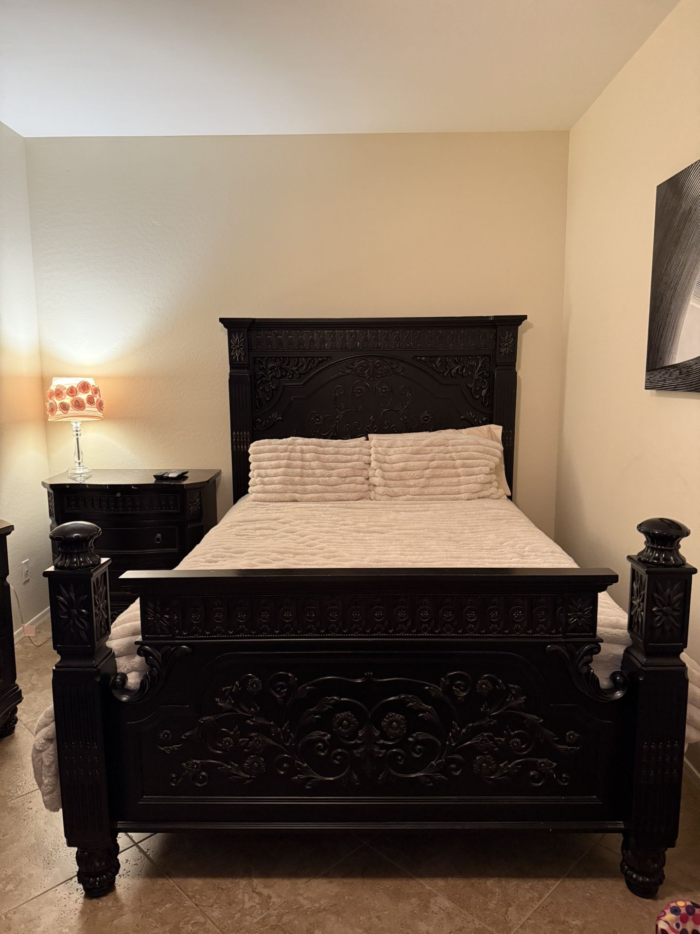 Queen Bedroom Set