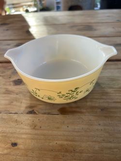 Vintage Pyrex Shenandoah Casserole Dish
