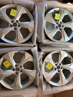Audi 2021-2024 Q5 OEM 20" Silver Rims Part #80A601025BL Set of 4