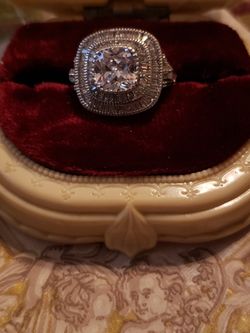 Vintage White Sapphire Size 7