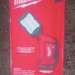 Milwaukee Rover M12 Multi-Directional Flood Light