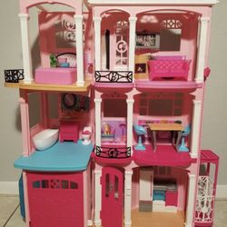 Barbie Dream house 