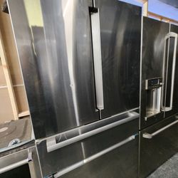 Bosch Refrigerator 4 Door Stainless 800 Series 