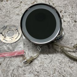 Electric Magnified Halo Lighted Mirror - Cosmetics