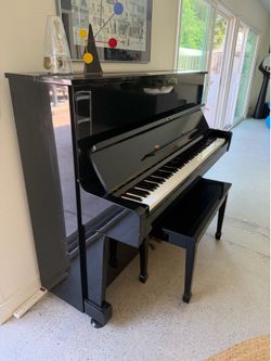 Yamaha U1 Upright Piano