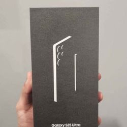 Brand New Samsung Galaxy S25 Ultra (Unlocked 🔓)
