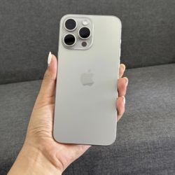 iPhone 15 Pro Max Unlocked With Warranty 
