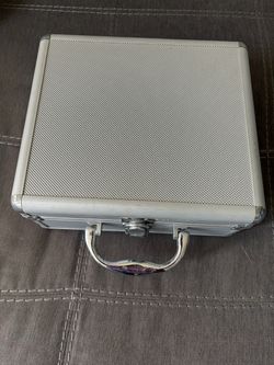 Cigar Hard Carrying Case with Handle $45 or BO