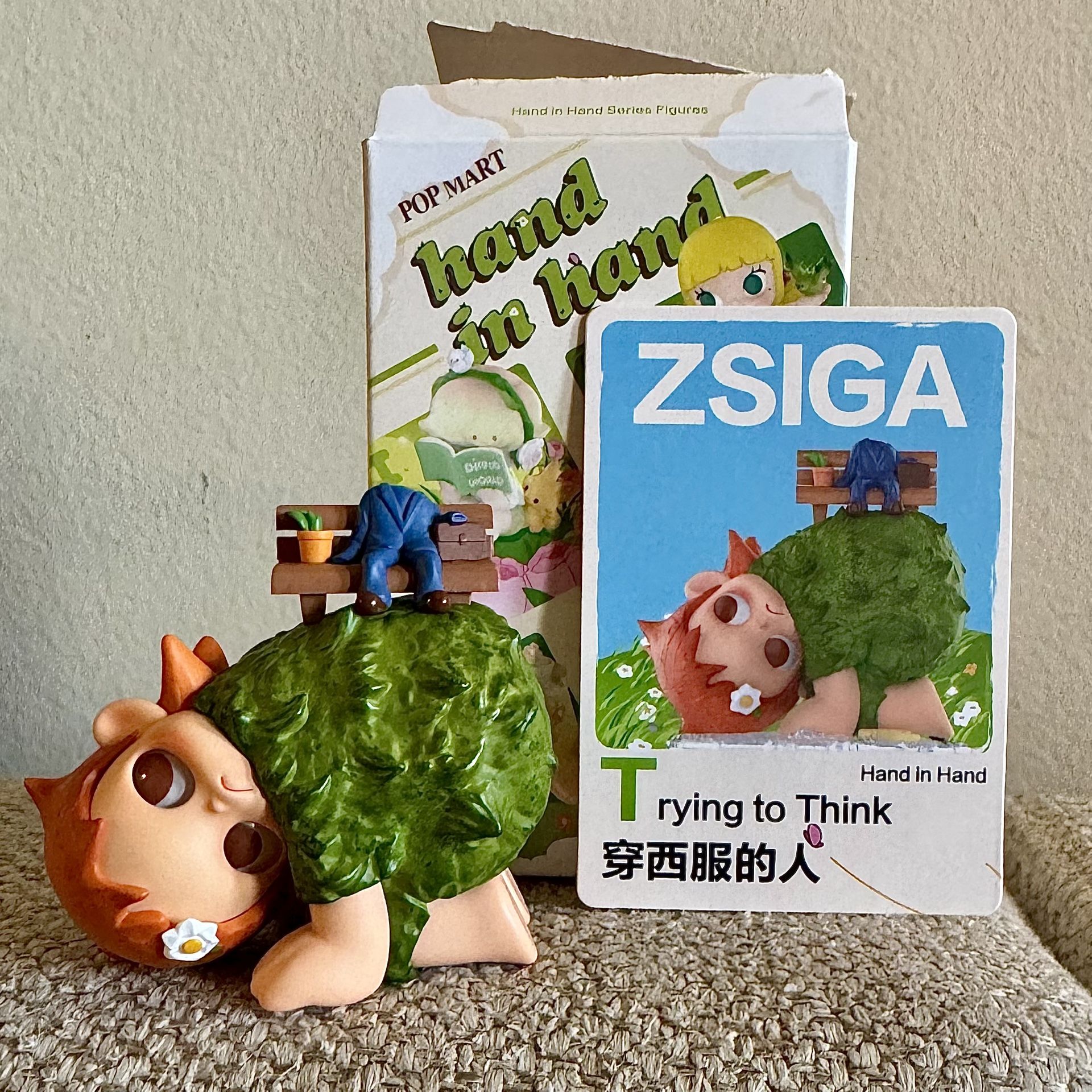 *AUTHENTIC* Hand In Hand - Trying To Think / Zsiga