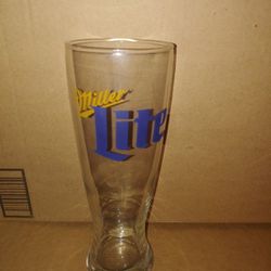 Miller Lite 9" pint beer glass 