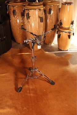 DW 9000 Series Snare/Tom Stand - Mint Condition