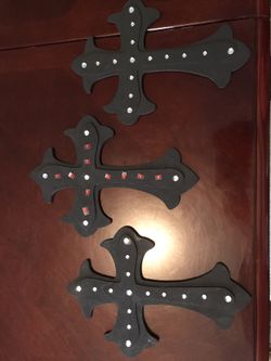 Wood/Faux Crystal Cross