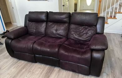 Real Leather Reclining Couch & Armchair Set – Ground Level (Must Load Yourself)