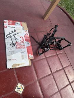 Deluxe THREEBIKE TRUNK CARRIER