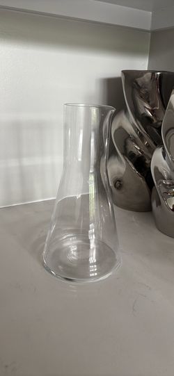 Glass pitcher