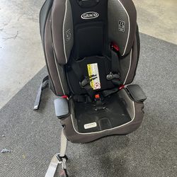 Graco Car Seat - FREE