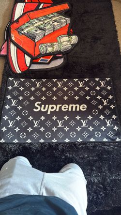 Supreme rugs