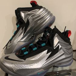 Nike Chuck Posture ‘Metallic Silver’