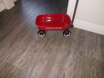 Wagon Nordstrom shopping cart 🛒