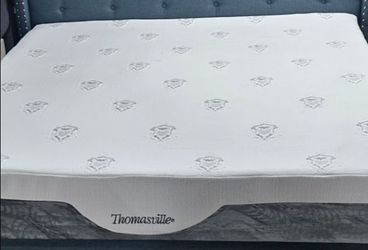 Cal King Thomasville Ultra Flex Mattress less than half the Price