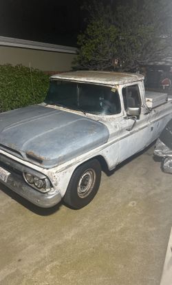 1963 V8 Chevy Pickup