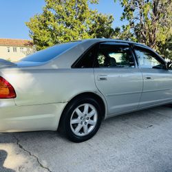 Toyota Avalon