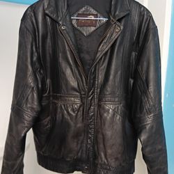 FOX RUN MEN'S SIZE 42 BLACK LEATHER MOTORCYCLE JACKET 