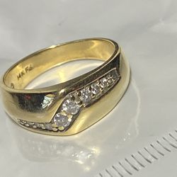 Mens 14K Gold Diamond Ring Size 10