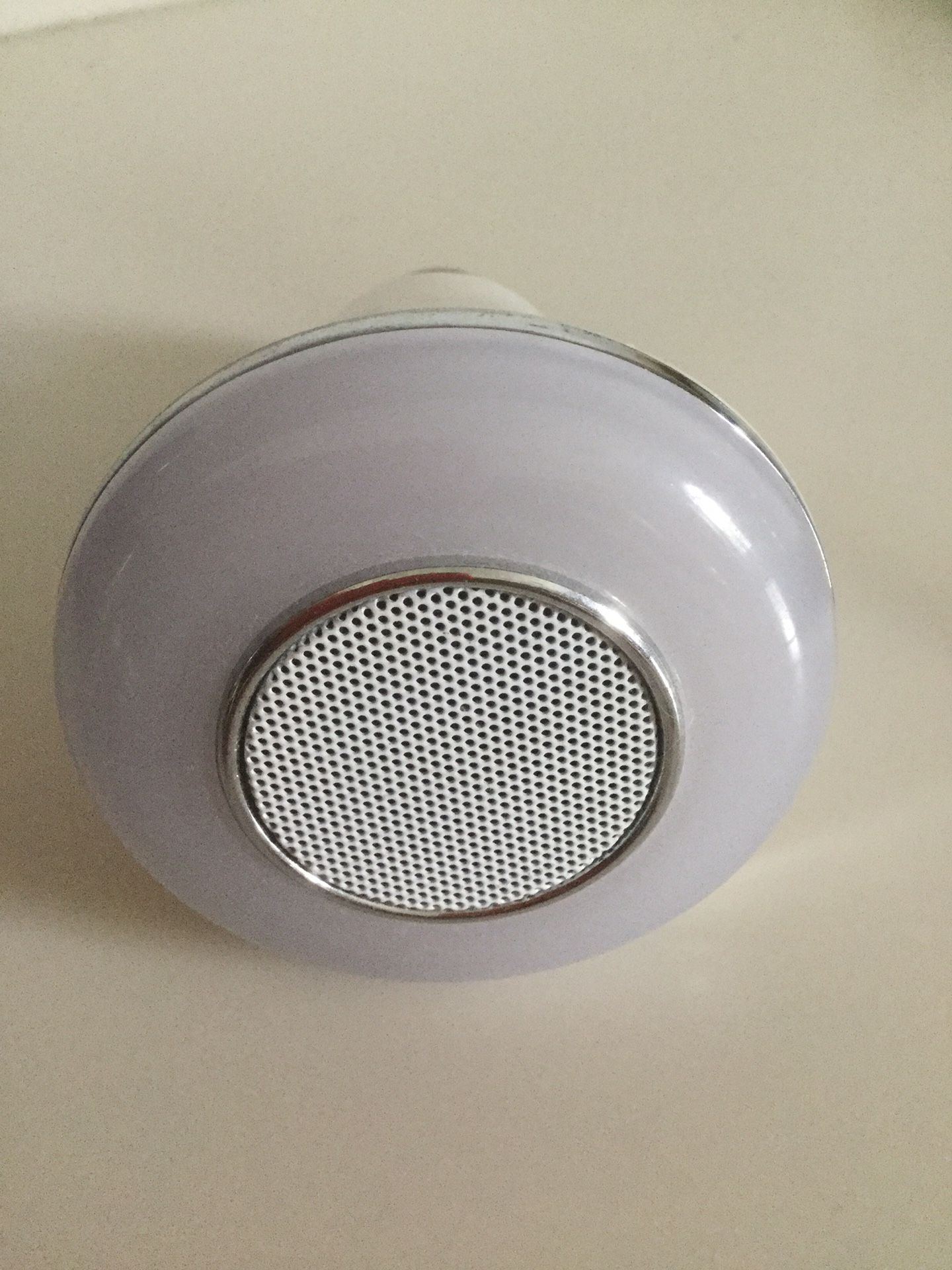 Blue Sky Wireless Bluetooth Built in Speaker 40watt EQ A19 warm white globe