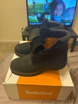 Black timbs 9/9.5