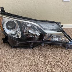 Factory OEM 2013-2015 Toyota RAV4 Right Passenger Side Halogen Headlight 