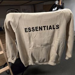 Essential Hoodie 