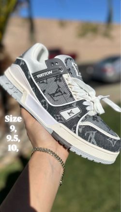 Lv Trainer Shoe