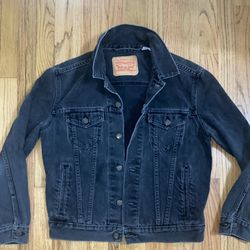Levis Strauss Denim Jacket Womens Small Black Trucker Stretch Button Up Classic