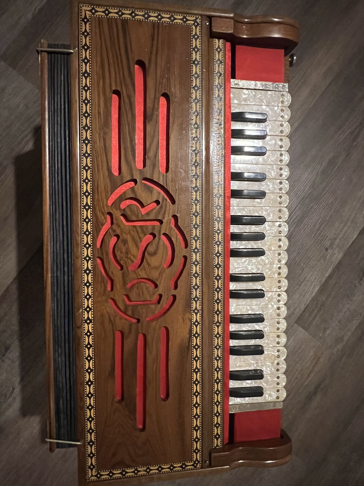 Authentic DSR Harmonium  9 Scale Changer