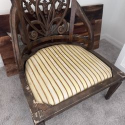 Antique Wooden Chair Set 