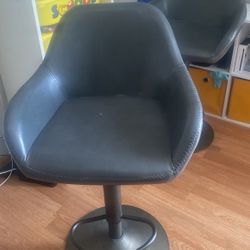 2 Bar Stool  Grey Leather