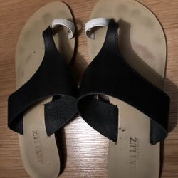 Womens Anna Luz Toe Loop Sandals - Black White