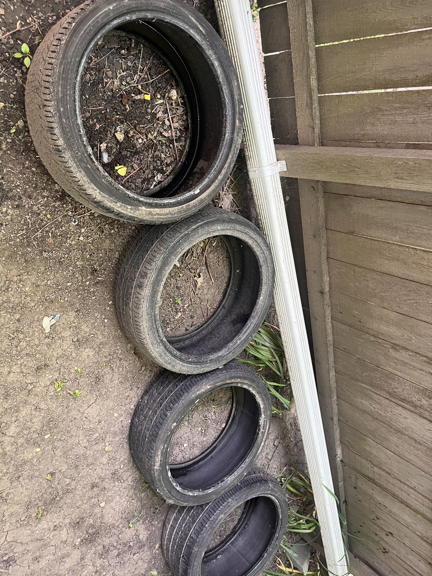 Yokahama Staggered Tires 255/35/19 & 225/40/19