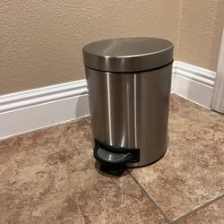 Small Stainless Steel Bathroom Trash Can 